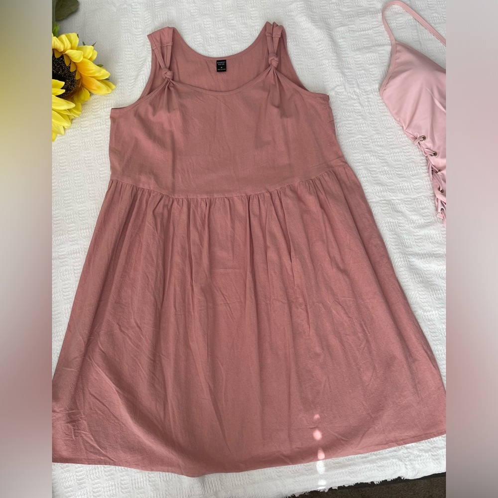 Swimsut & dress - Picture 10 of 15